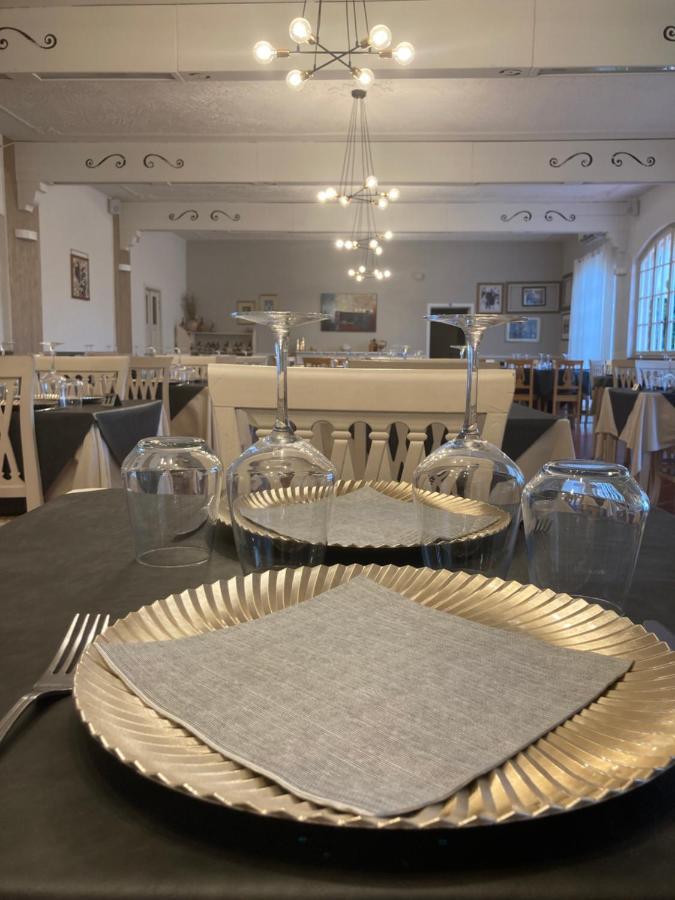 Hotel Vedute Fucecchio Bagian luar foto